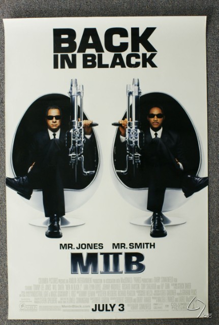 men in black 2.JPG